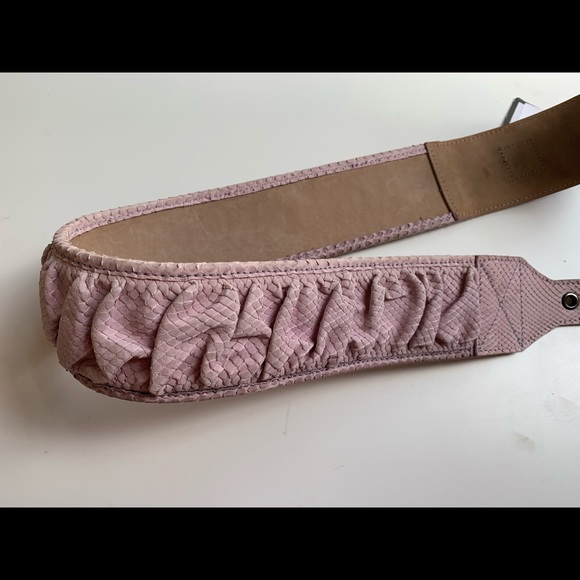 Auth Burberry python snakeskin belt pink sz 30/75 - Picture 3 of 15